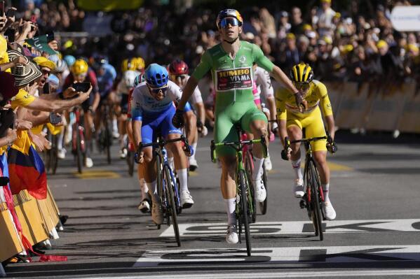 Van Aert wins 8th stage of Tour Poga ar extends lead AP News